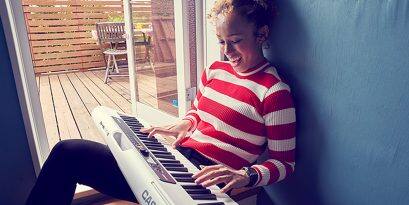 Casiotone CT-S200BK/RD/WE - Image 9